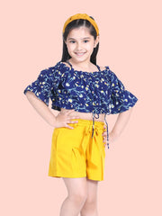 2 Piece Floral Printed Off Shoulder Straps Polyester Clothing Set Top with Shorts For Girls